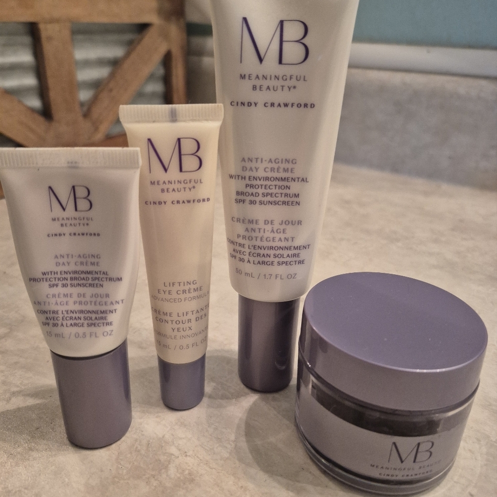 Meaningful Beauty Skincare Set